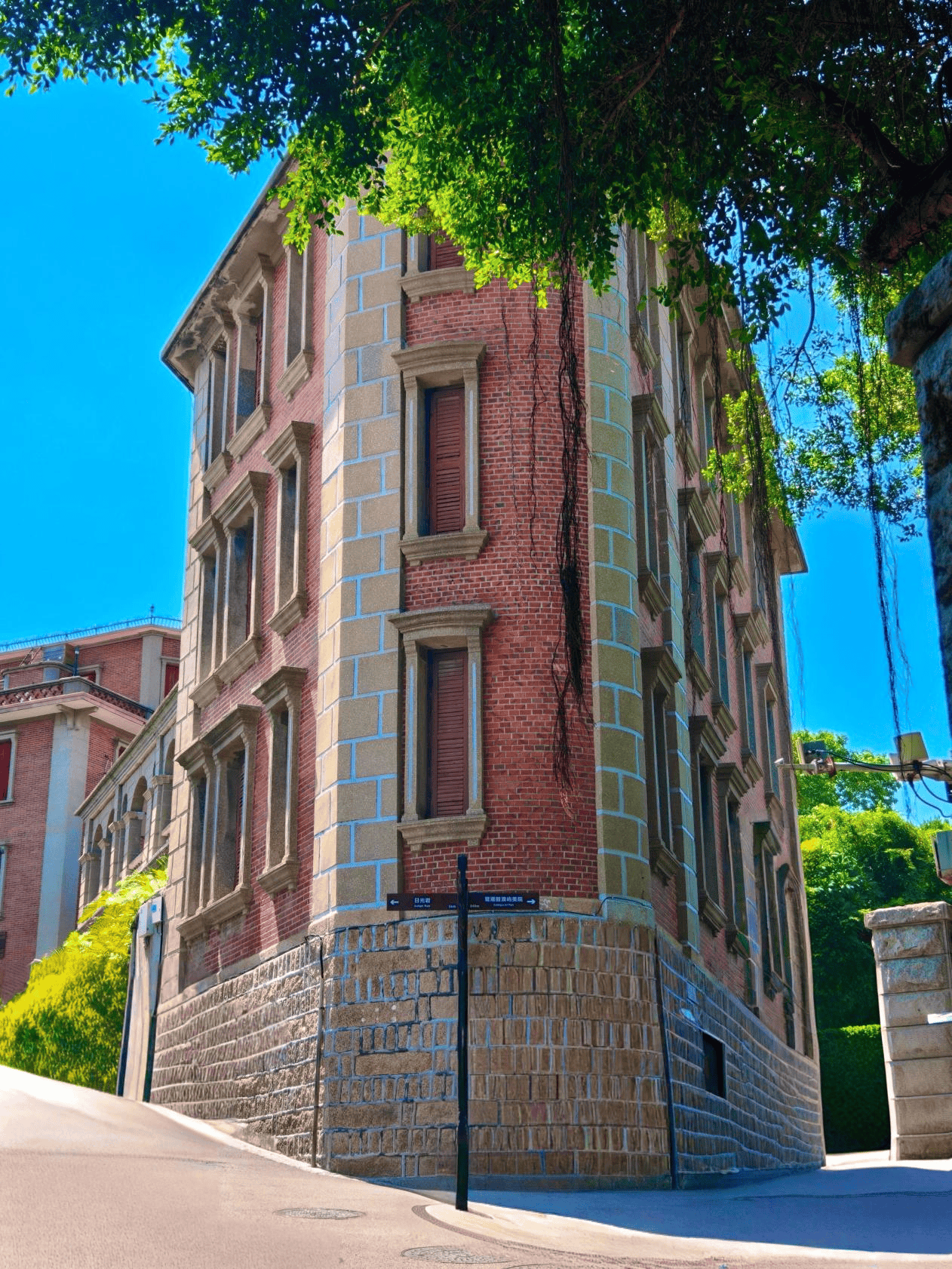 廈門旅遊指南封面圖